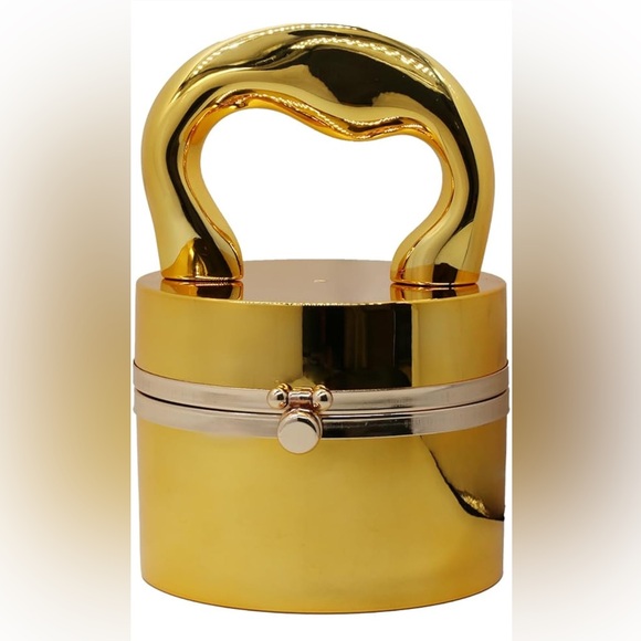 Gold Clutch with Chain - Picture 2 of 8